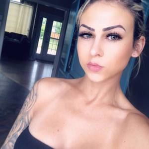 Meet your Posher, Josie